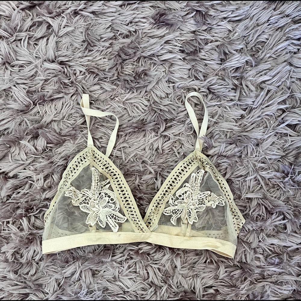 Lacey mesh fitted bandeau